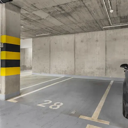 Praga - Parking, Terrace - By Rentujemy