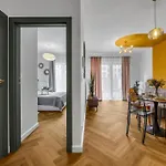 Praga - Parking, Terrace - By Rentujemy Διαμέρισμα